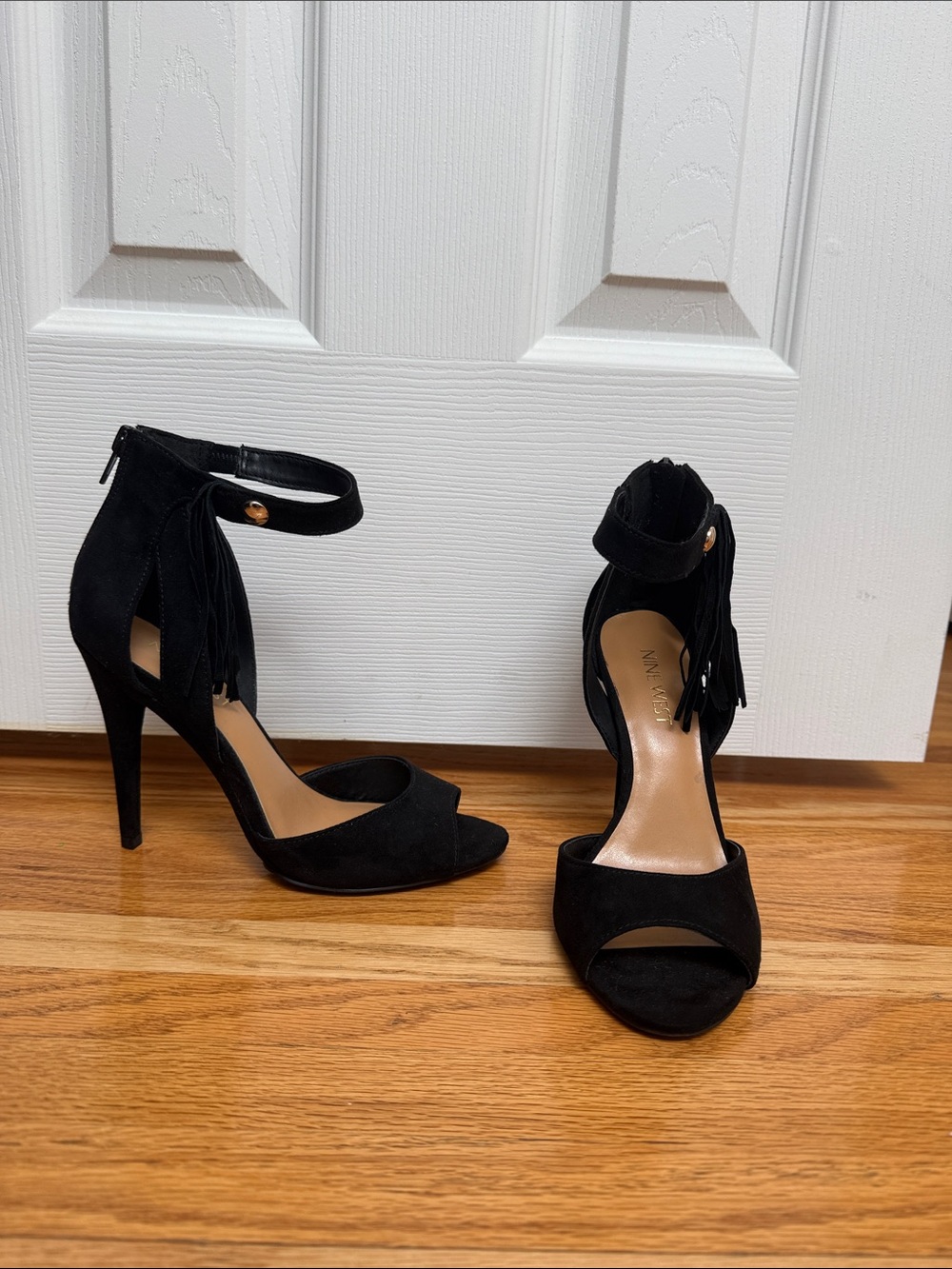 Nine West Black Suede Fringe High Heels Size 6.5 Women’s